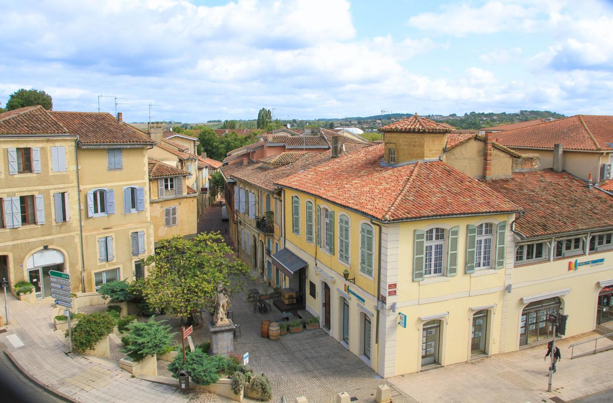 Villaret - Tres Spacieux En Coeur De Ville Auch Esterno foto